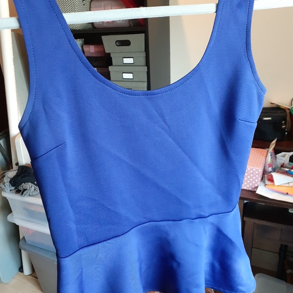 Top - Picture 3 of 3